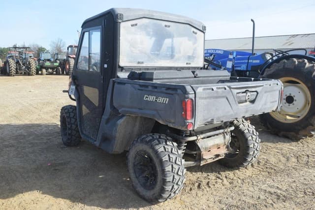 Image of Can-Am HD8 equipment image 1