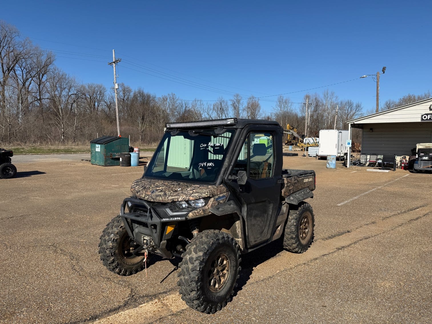 Can-Am HD10 Equipment Image0
