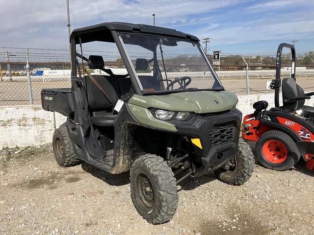 Image of Can-Am Defender HD5 equipment image 1