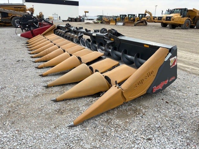 2016 Capello Quasar R12 Equipment Image0