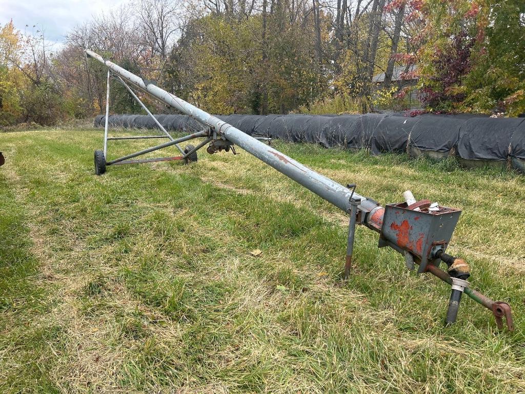 Image of Cardinal 8x62 Primary image