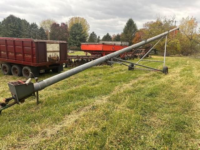 Image of Cardinal 8x62 equipment image 1