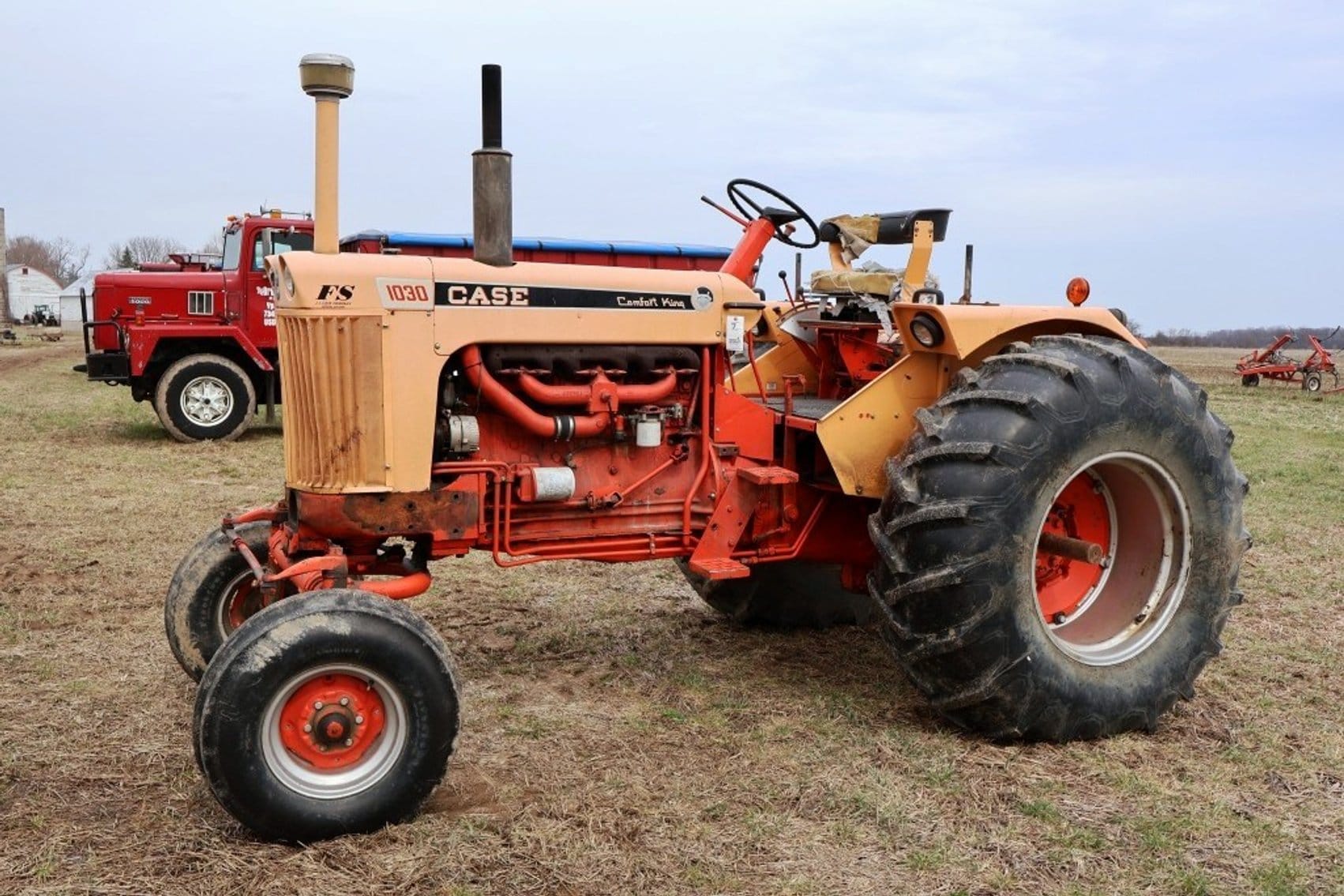 Case 1030 Equipment Image0