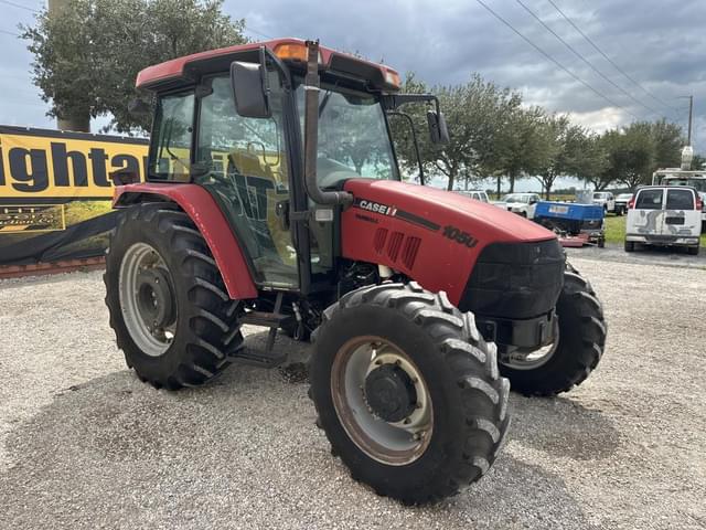 Image of Case IH Farmall 105U equipment image 4