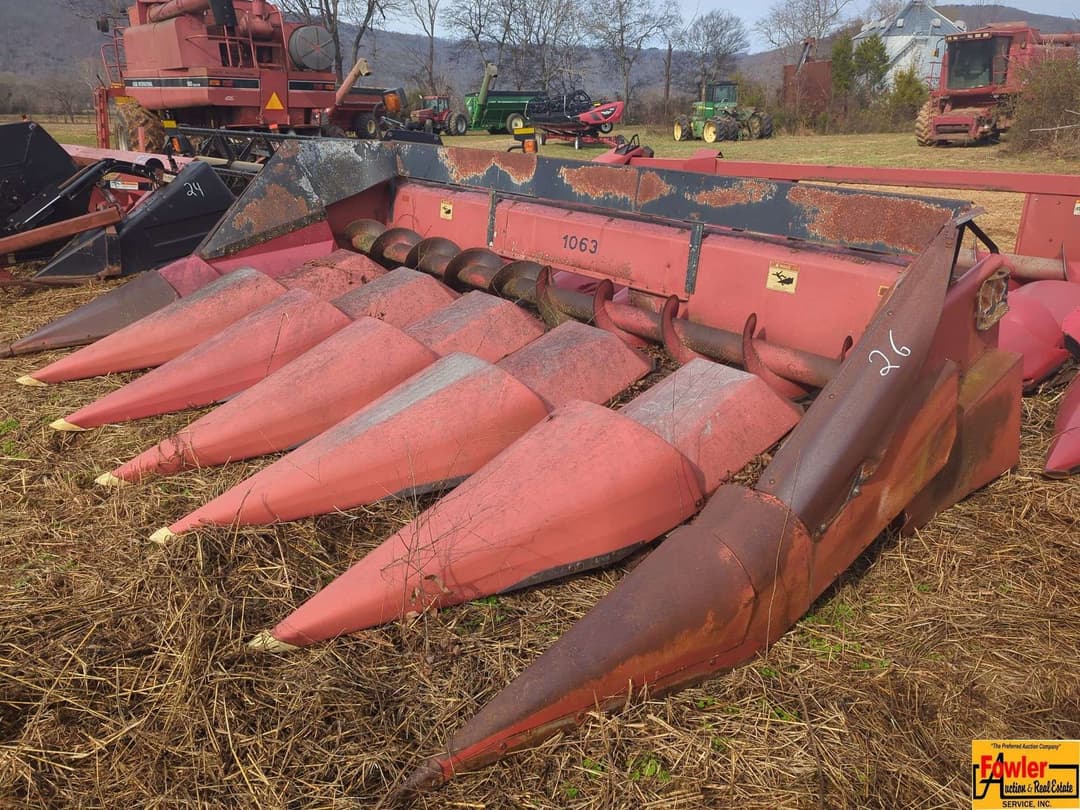 Image of Case IH 1063 Primary image