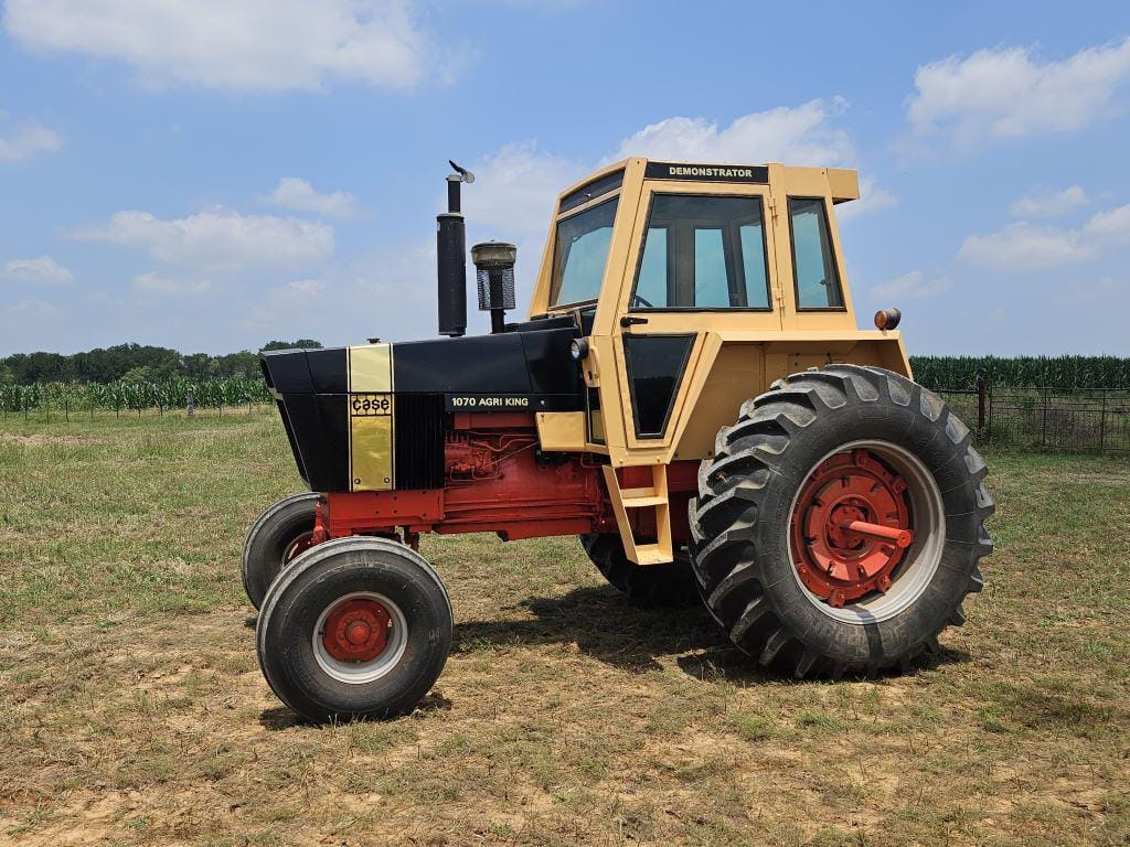 Main image J.I. Case 1070