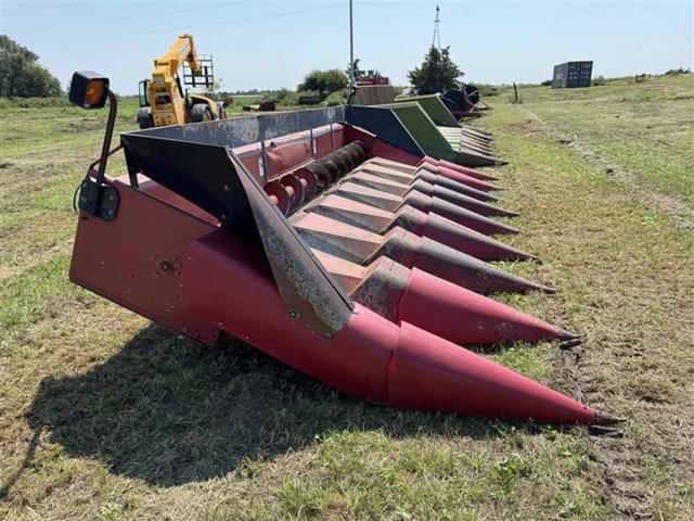 Image of Case IH 1083 equipment image 4