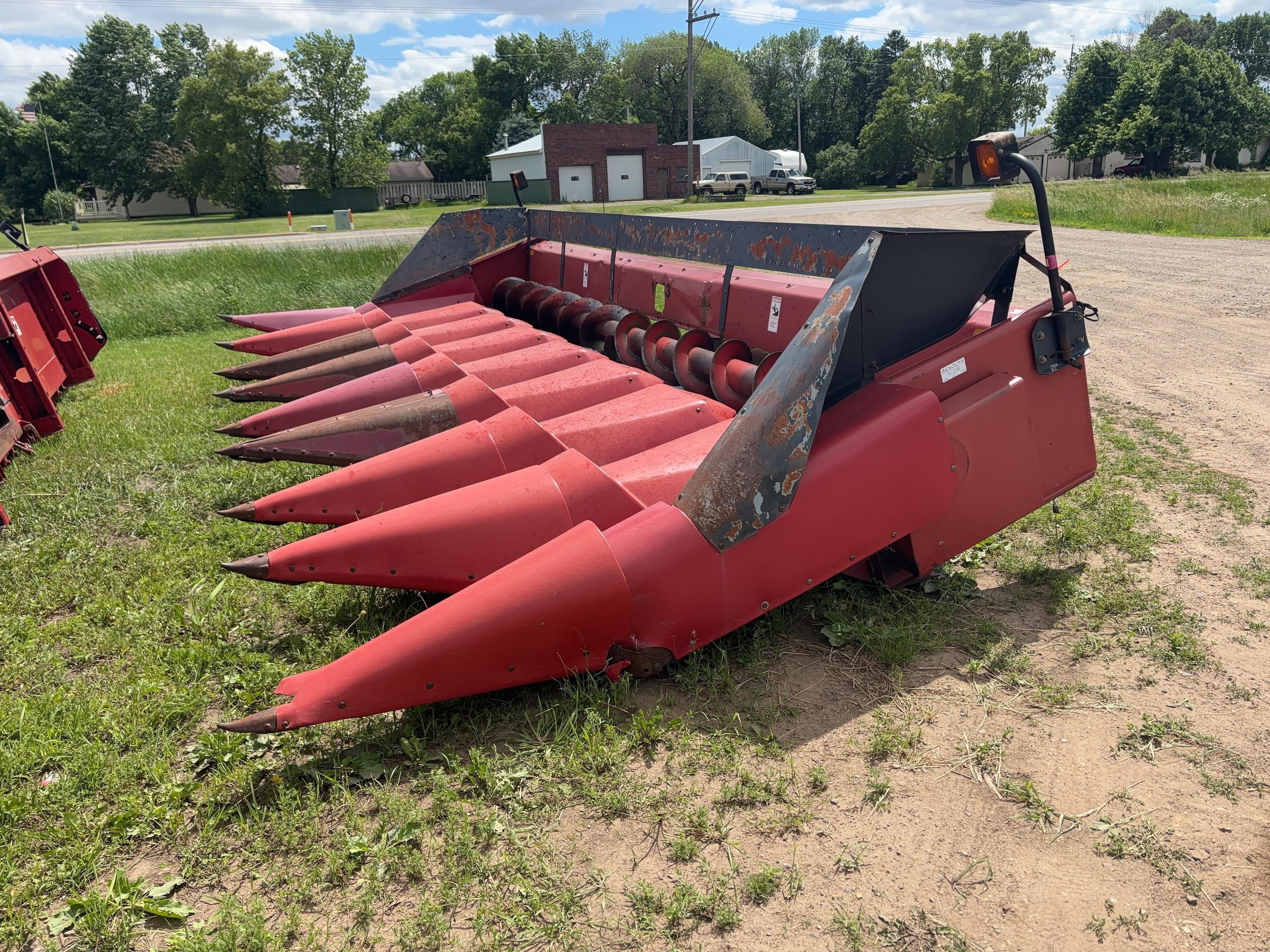 Case IH 1083 Equipment Image0