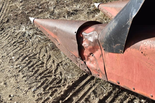 Image of Case IH 1083 equipment image 4