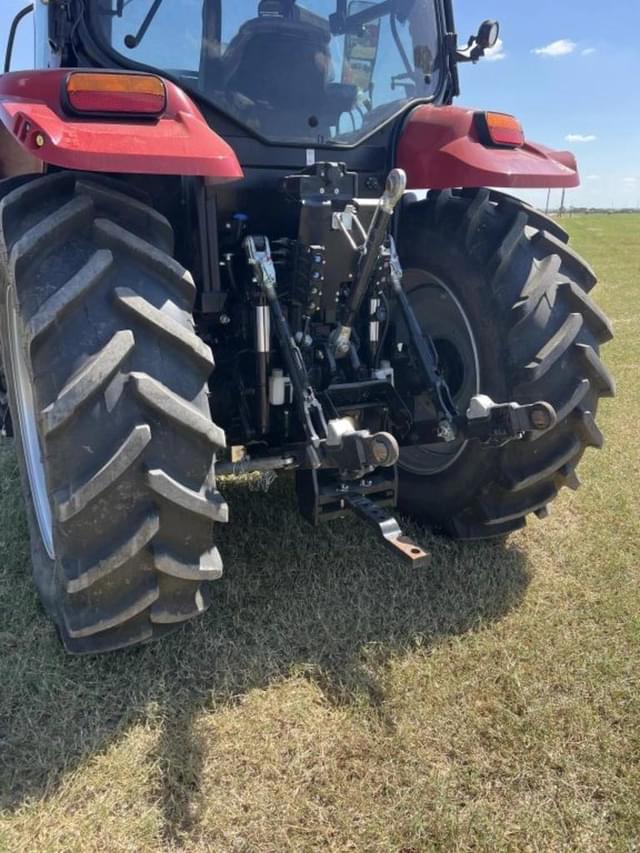 Image of Case IH Puma 115 equipment image 2