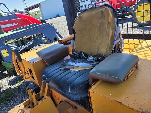 Image of Case 1150C equipment image 4