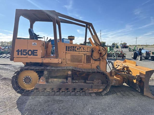 Image of Case 1150E equipment image 4