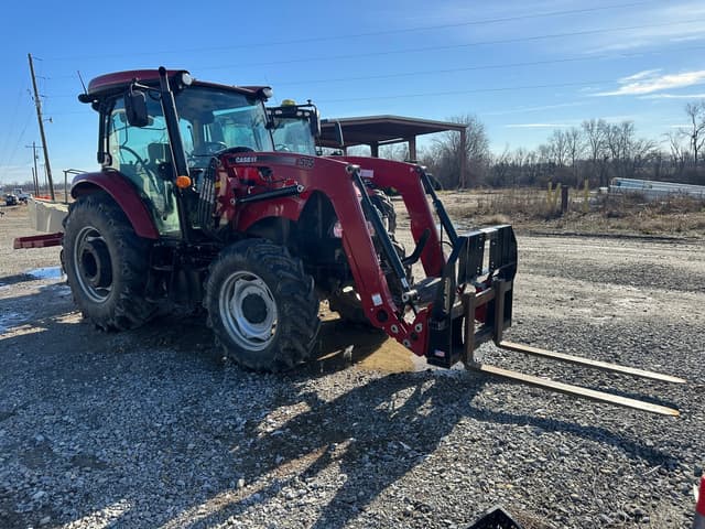 Image of Case IH Farmall 115A equipment image 1