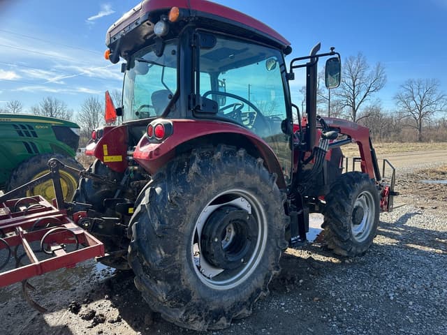 Image of Case IH Farmall 115A equipment image 2