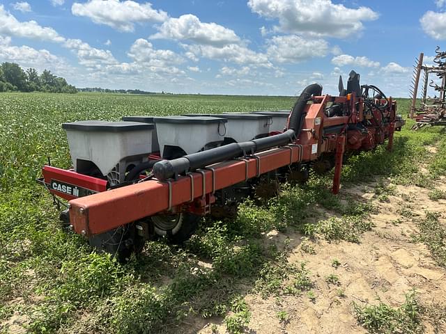 Image of Case IH 1200 equipment image 2