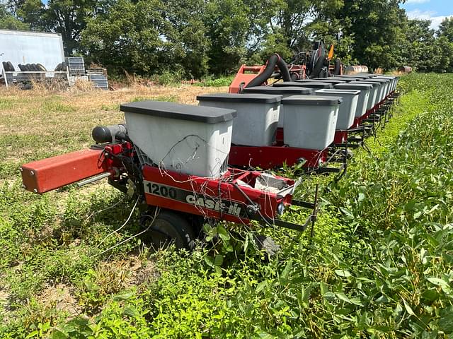 Image of Case IH 1200 equipment image 4