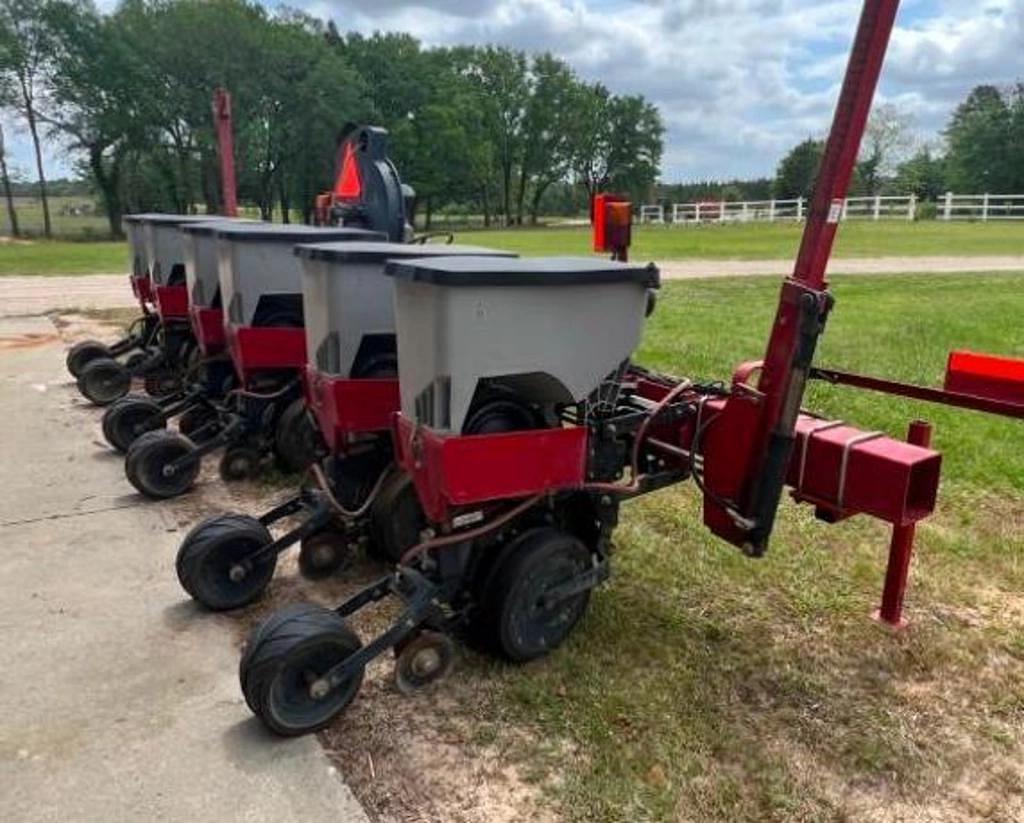 Image of Case IH 1200 Primary image