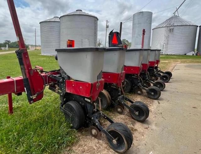 Image of Case IH 1200 equipment image 2