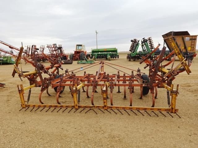 Image of Case IH 1200 equipment image 3