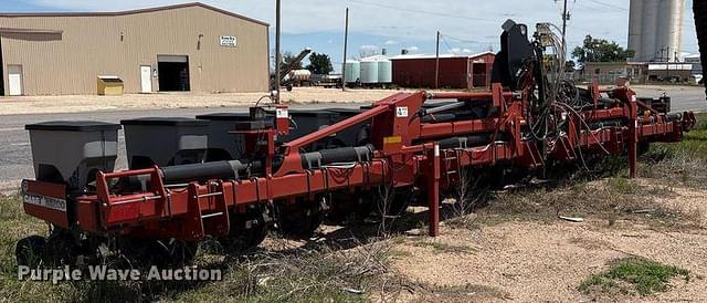 Image of Case IH 1200 equipment image 2