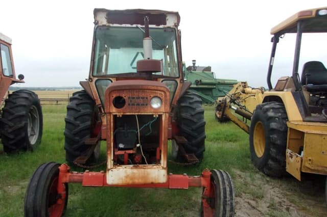 Image of Case 1210 equipment image 1