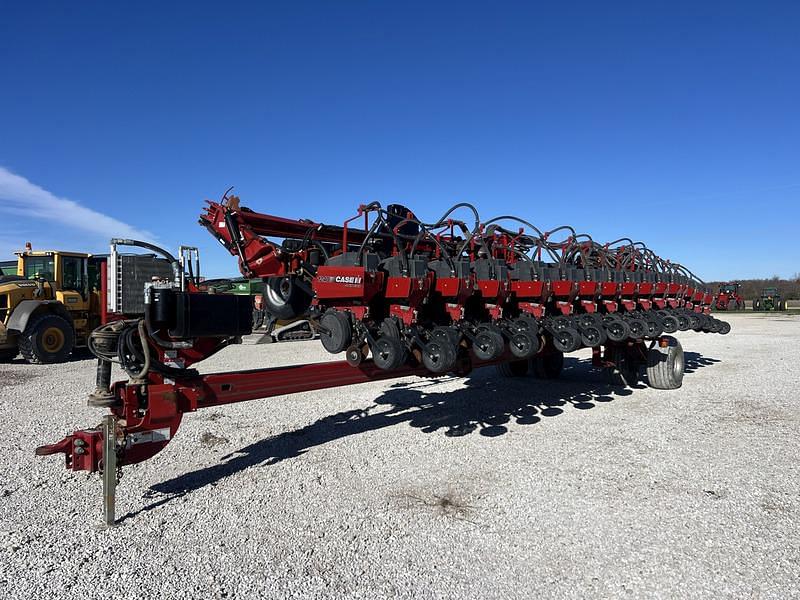 Image of Case IH 1240 Primary image