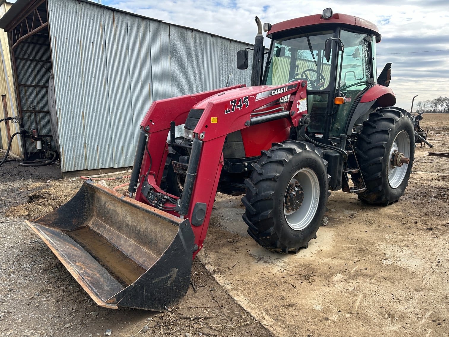 Case IH Farmall 125A Equipment Image0