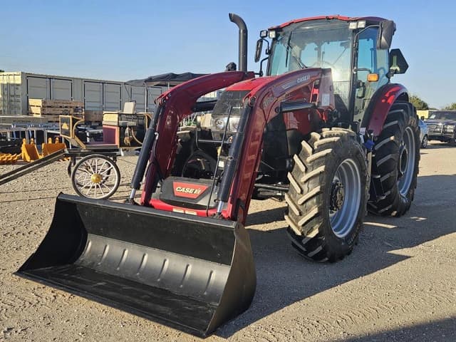 Image of Case IH Farmall 130A equipment image 1