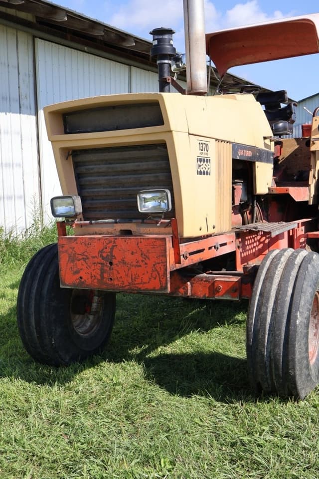 Image of J.I. Case 1370 equipment image 2