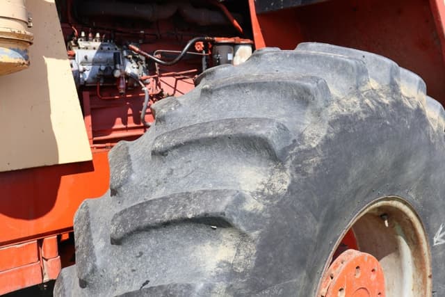 Image of Case 1470 equipment image 2