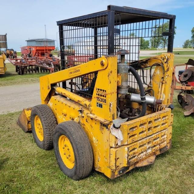 Image of Case 1530 equipment image 1