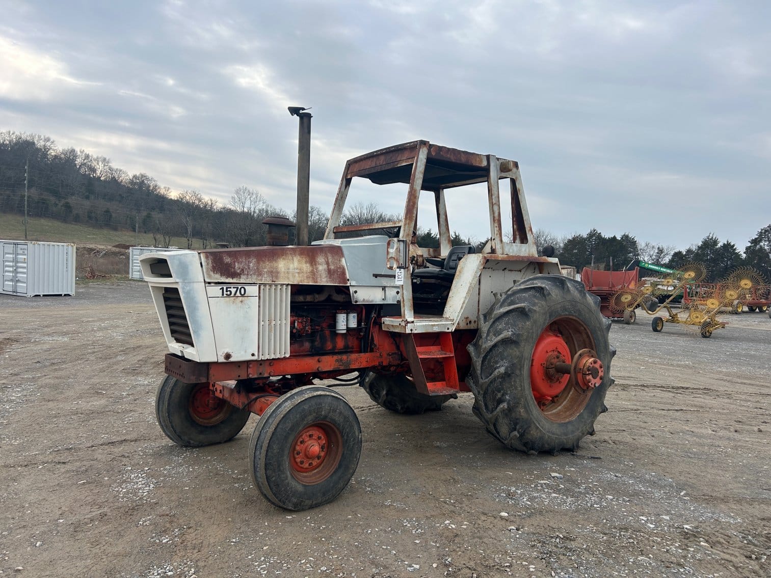 J.I. Case 1570 Equipment Image0