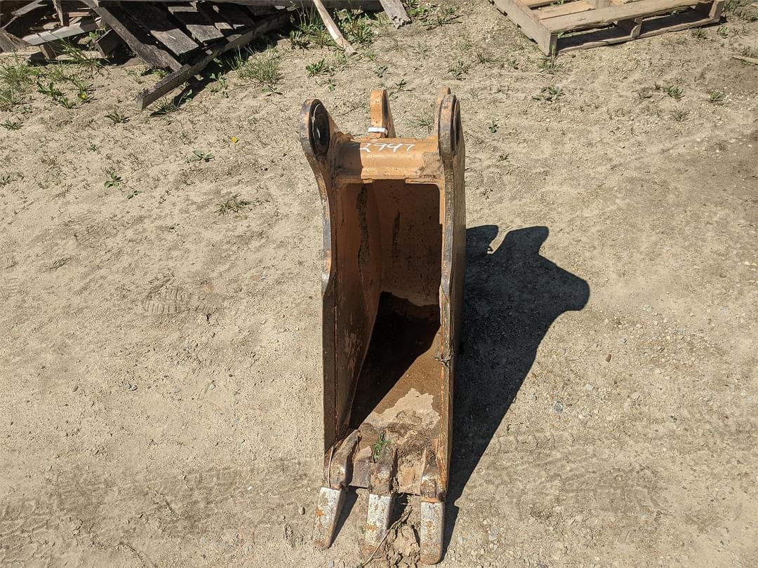 Image of Case Bucket Image 0