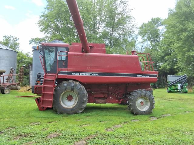 Image of Case IH 1660 equipment image 1