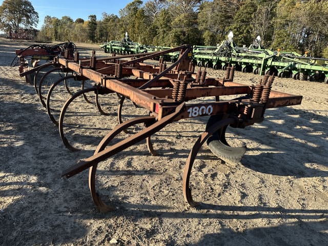 Image of Case 1800 equipment image 2