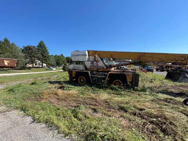Image of Drott 1800 equipment image 1
