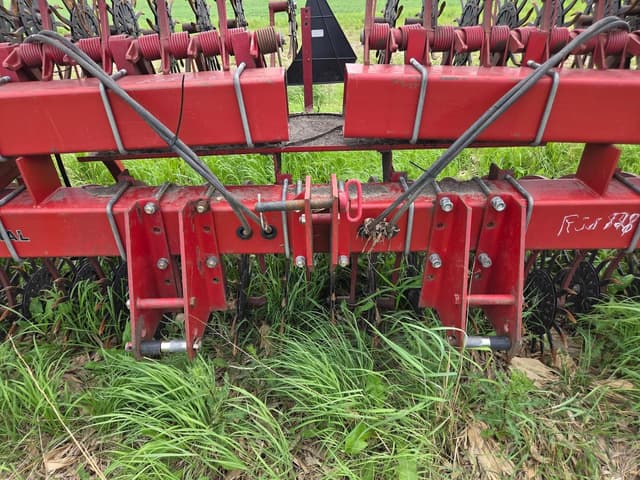 Image of Case IH 181MT equipment image 2