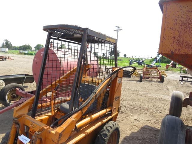 Image of Case 1816 equipment image 1