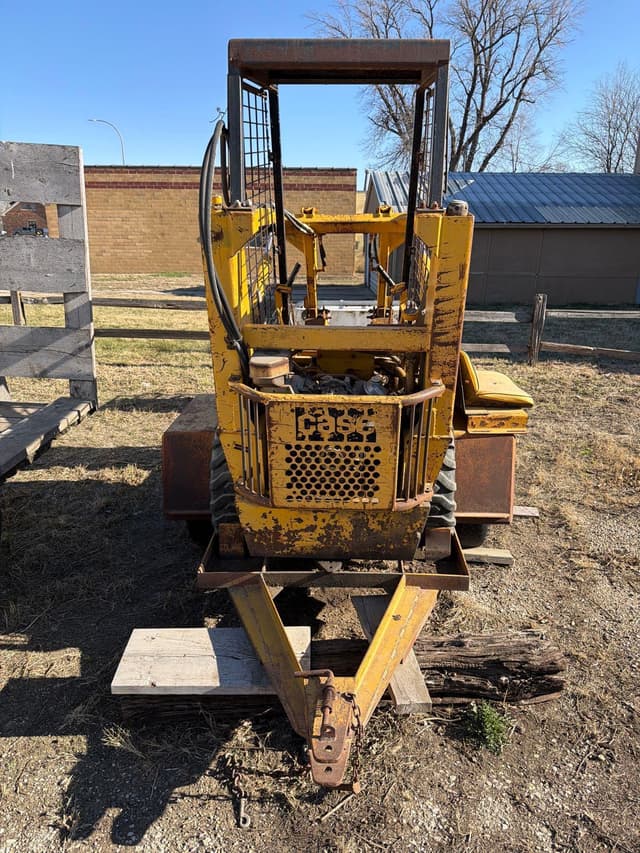 Image of Case 1816 equipment image 2