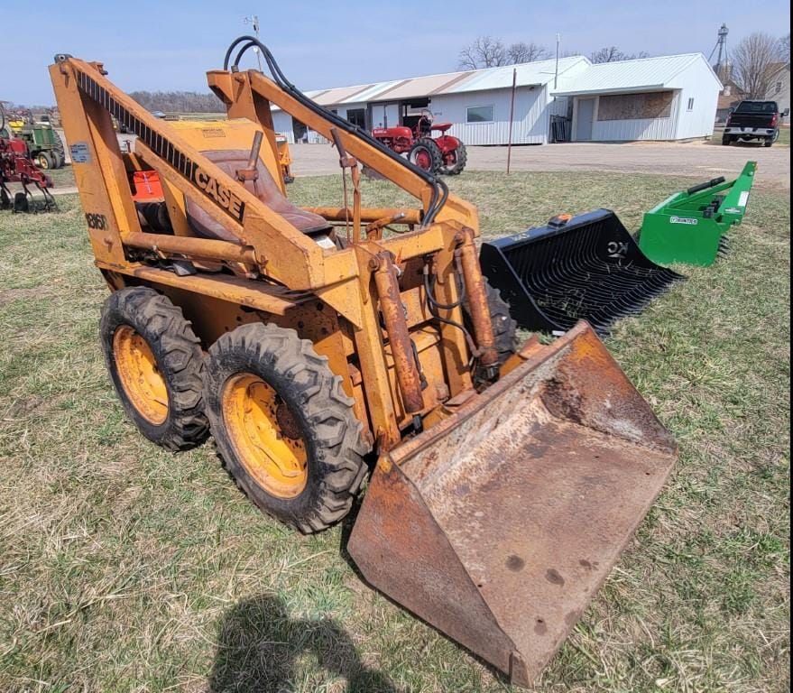 Case 1816B Equipment Image0