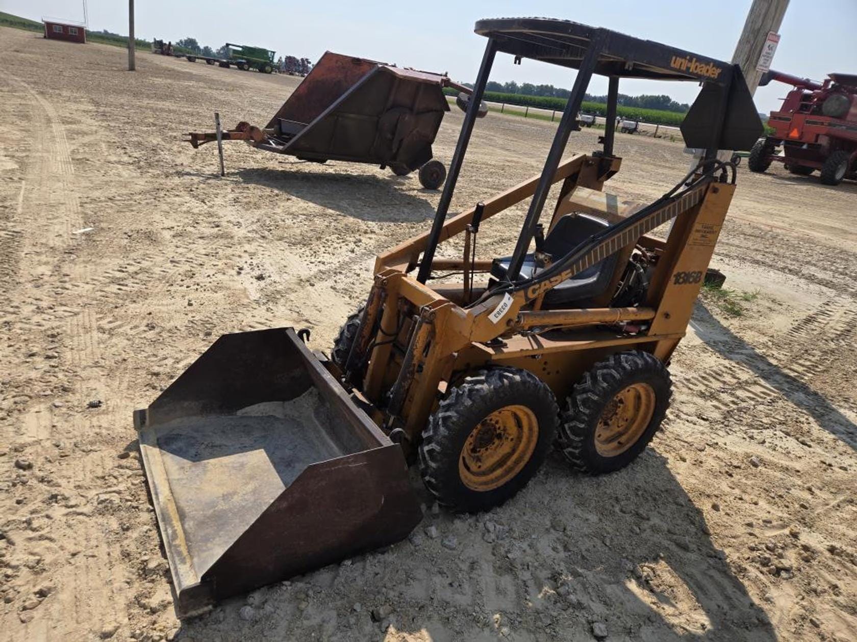 Case 1816B Equipment Image0