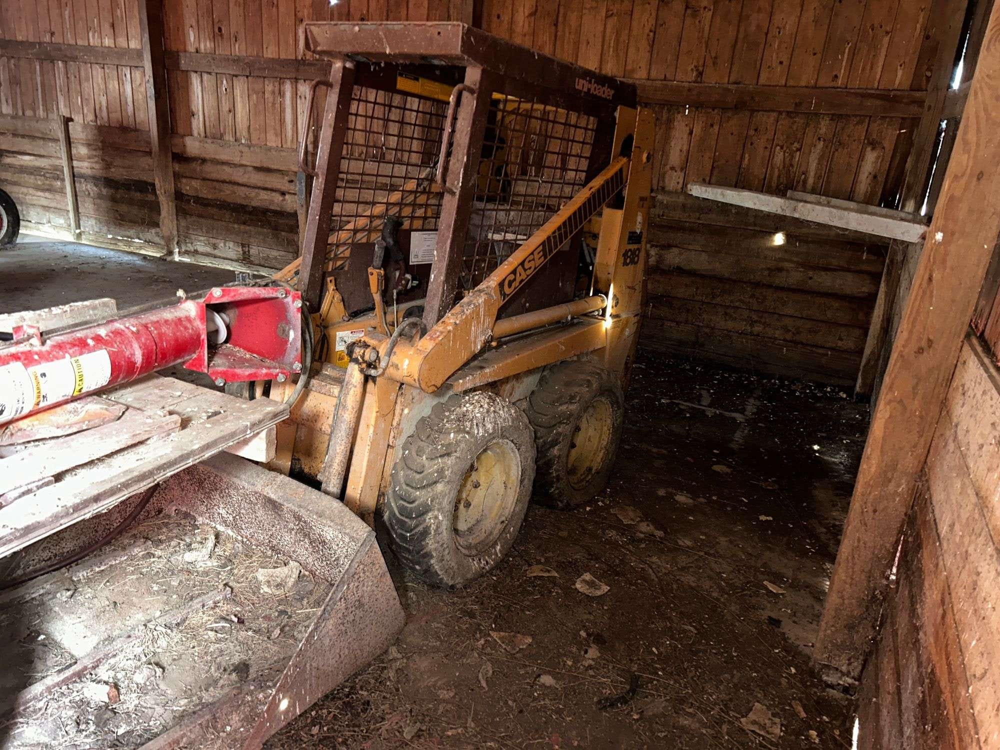 Case 1818 Equipment Image0