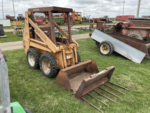 Image of Case 1818 equipment image 1