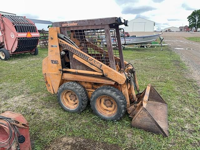 Image of Case 1818 equipment image 1