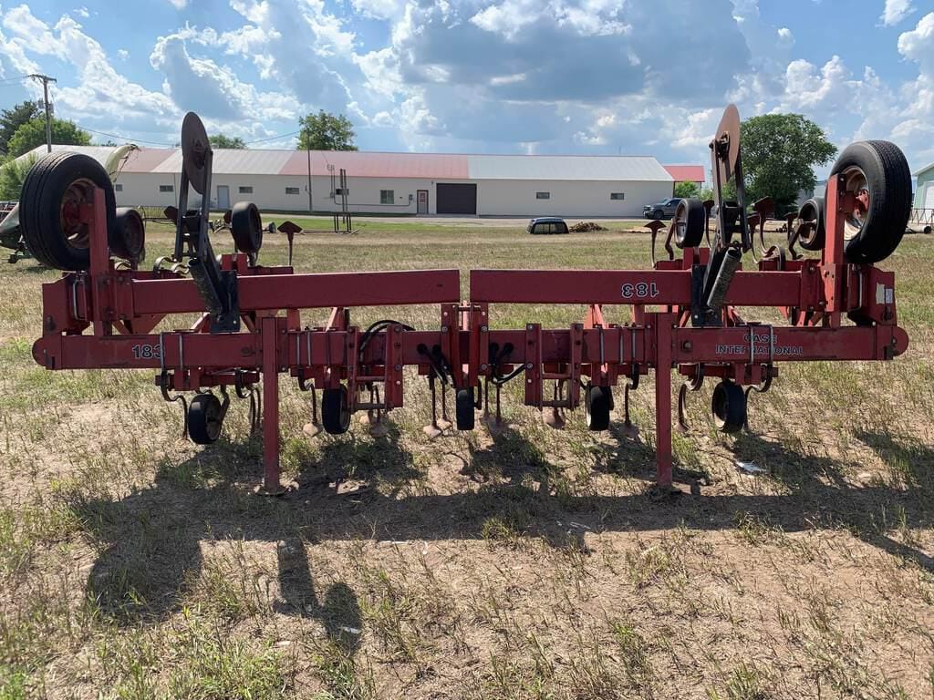 Main image Case IH 183