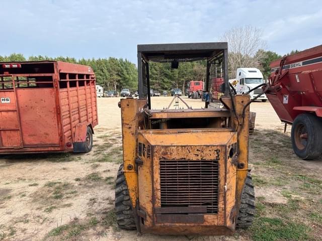 Image of Case 1835 equipment image 1