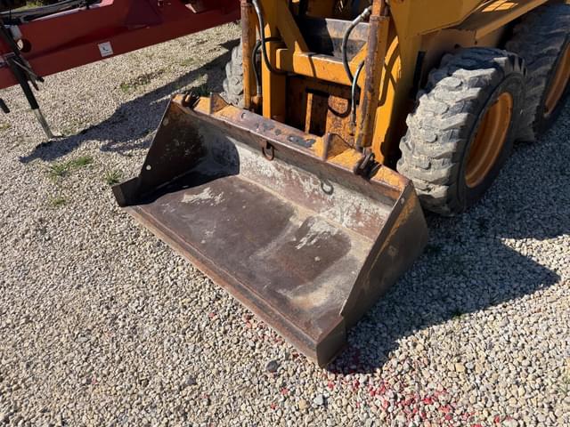 Image of Case 1835B equipment image 1