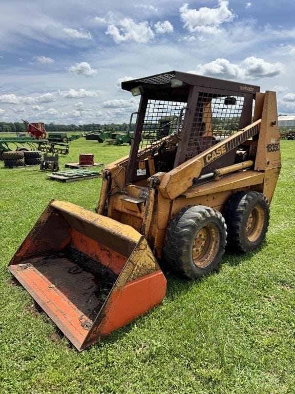 Case 1835C Equipment Image0