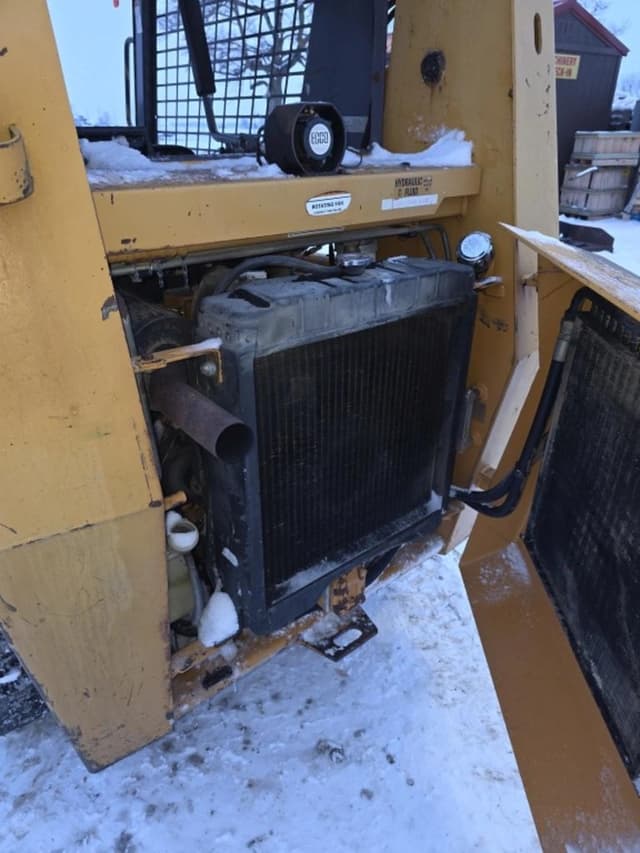 Image of Case 1840 equipment image 3