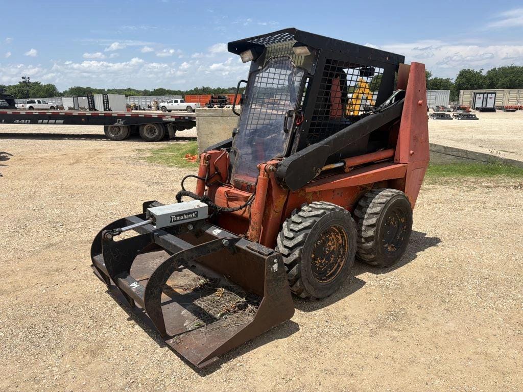 Case 1840 Equipment Image0